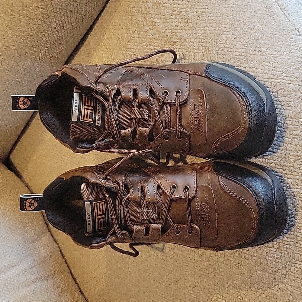 Mens Ariat LeatherTerrain EE Wide boots